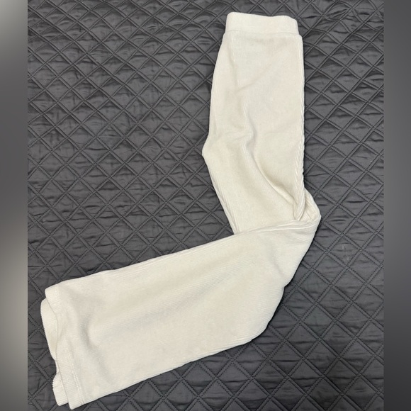 2/12 EUC- worn twice flare ribbed velour pants - Picture 1 of 2